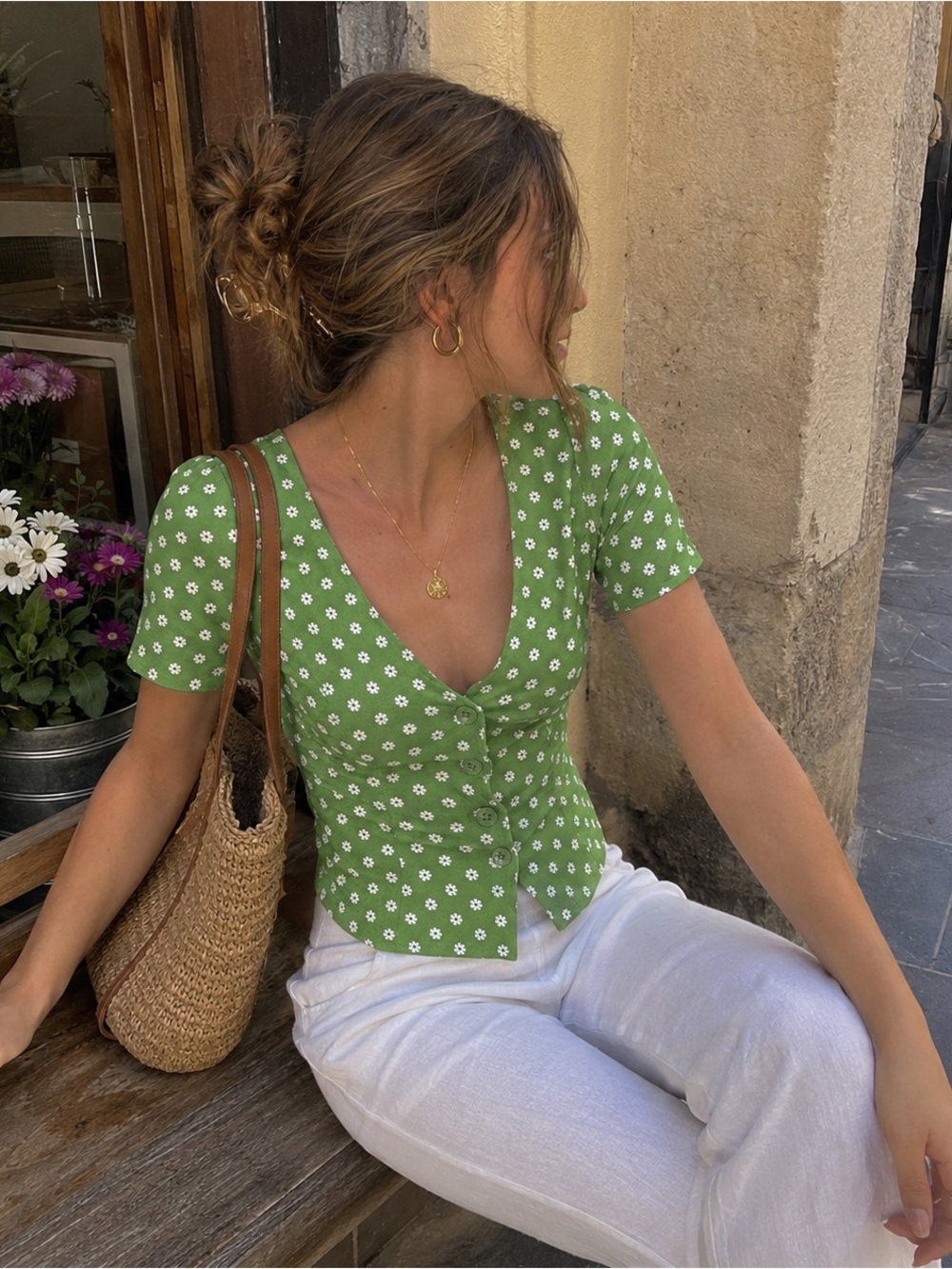 Reformation Green Daisy Floral Button Front Top Size 2